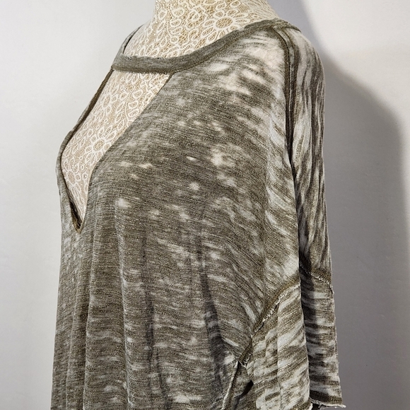 We The Free Tee Cut Out Jordan Sage Distressed V-Neck Burnout Oversized Size S - Picture 7 of 15